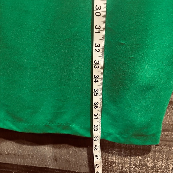 DKNY Puff-Sleeve V Neck Sheath Dress Vibrant Kelly Green Women's Size 16 - Picture 9 of 10